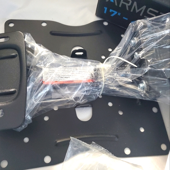 : NIB 17"- 42" Swivel / Tilt TV Wall Mount Armstrong Up to 66 lbs - Picture 10 of 12